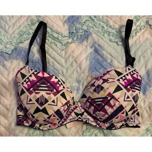 Victoria's Secret PINK Wear Everywhere Lightly Lined Demi‎ Bra, 32D